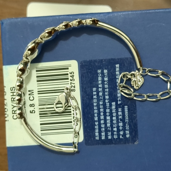 Swarovski Crystal bangle - adjustable - Picture 7 of 8